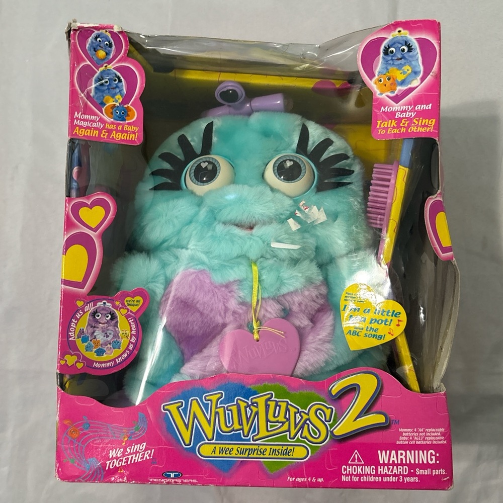DEADSTOCK 1999 WUV LUVS 2 PLUSH INTERACTIVE TOY IN BOX
